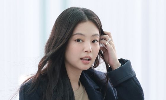 블랙핑크 제니, 출국하는 젠득이