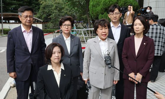 국민의힘, 이진숙 전 방통위원장 석방 촉구