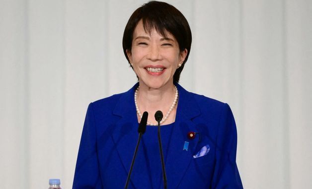 다카이치 사나에 '활짝'