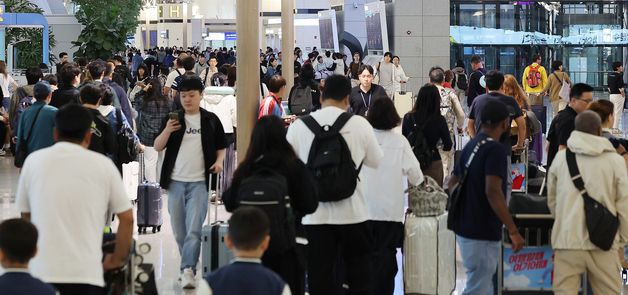 여행객들로 북적이는 인천국제공항