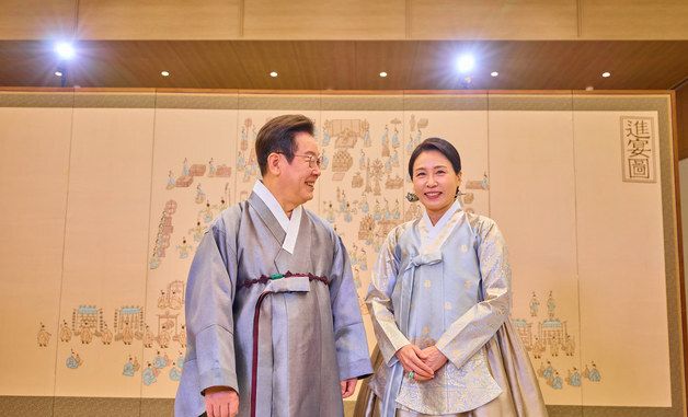 추석 인사하는 이재명 대통령·김혜경 여사