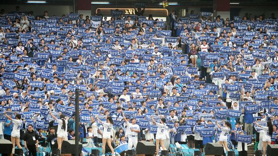 가을야구 열기 뜨거운 라팍