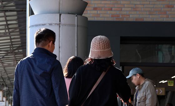 '고향의 정 손에 한가득'