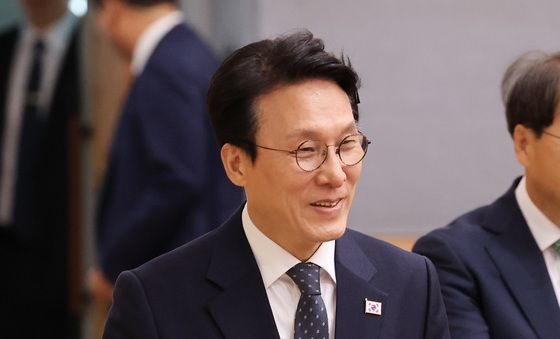 김민석 총리, 2050 탄소중립녹색성장위원회 전체회의 참석