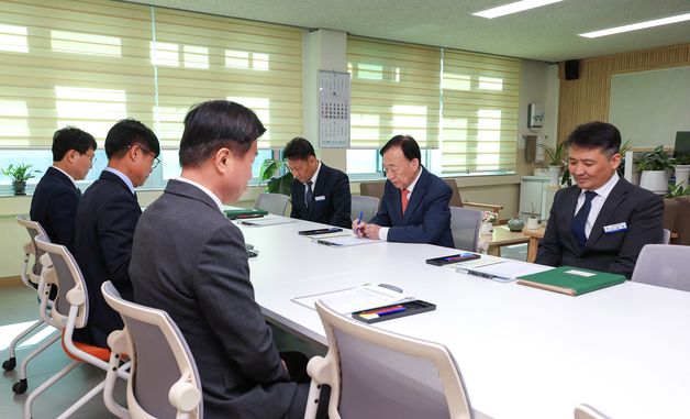설동호 교육감, 수능 시험장 최종 점검…"최적 환경 제공"