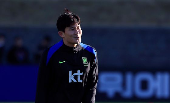 훈련하는 김민재