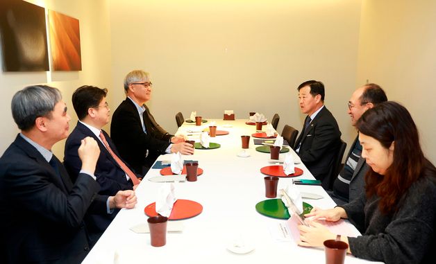 발언하는 이형훈 보건복지부 제2차관