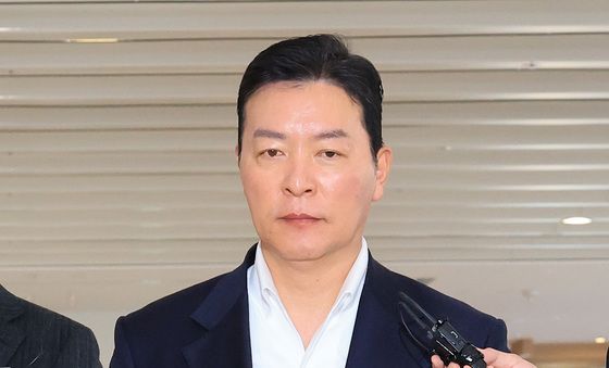 김건희 특검 들어서는 김성훈 전 경호처 차장