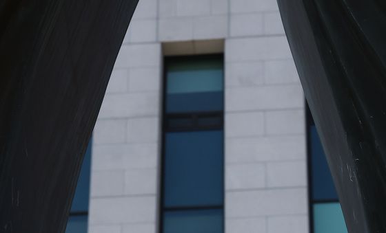 검찰 '대장동 항소 포기' 후폭풍, 노만석 검찰총장 직무대행 책임론 확산