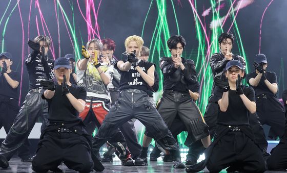 클로즈 유어 아이즈, 여심저격