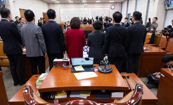 법사위 정회 후 기자회견