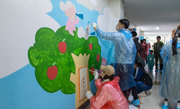 한국타이어, 벽화로 지역 꿈나무 학습 환경 개선