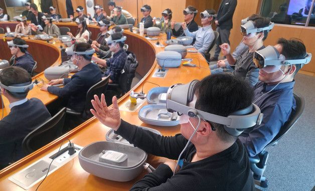 삼성인력개발원, '갤럭시 XR' 활용, 차세대 기업교육 도입