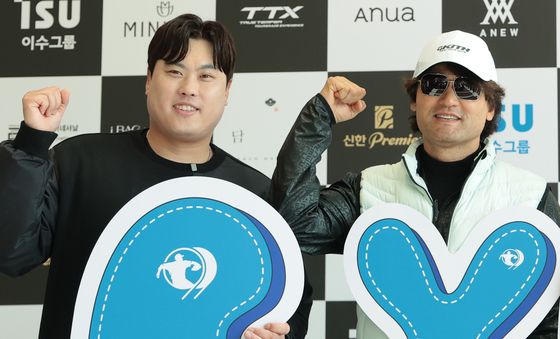 박찬호·류현진, 훈훈한 야구계 선후배