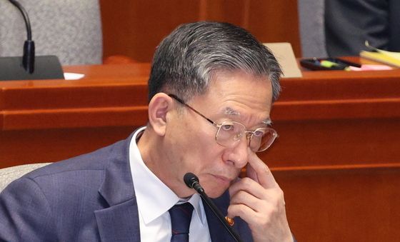 예결위 출석한 정성호 장관