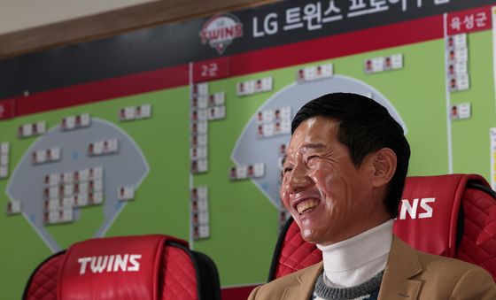 '통합우승' 염경엽 감독의 미소