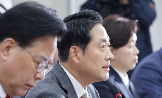 발언하는 장동혁 대표