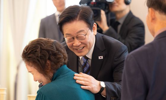 민가협 초청한 이재명 대통령