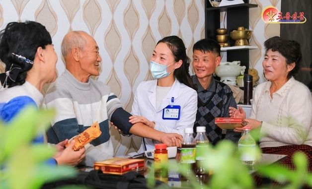 북한, 동대원구역 신흥종합진료소 조명