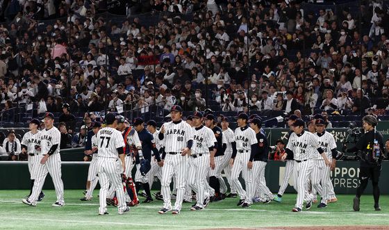 일본, 한국에 11대 4 역전승