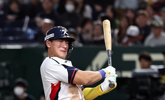 파울타구 맞은 안현민