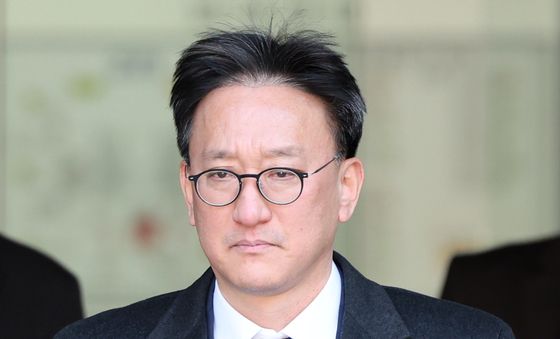 영장심사 마친 송창진 전 공수처 부장검사