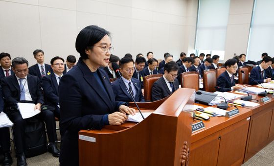 한성숙 중소벤처기업부 장관, 예산안 의결 인사