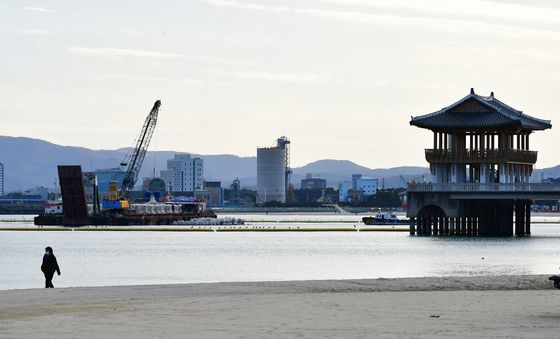 영일대해수욕장 백사장 유실 방지 잠제 설치