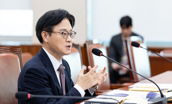 관세협상 답변하는 김정관 장관