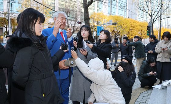 입장 밝히는 전광훈 목사