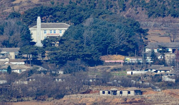 첫 남북 군사회담 제안…北 공식답변 없어