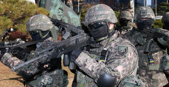 국가중요시설 방호훈련하는 51사단 장병들