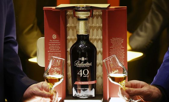 '전 세계 108병 한정 생산' 발렌타인 40년 마스터클래스 더 모먼트