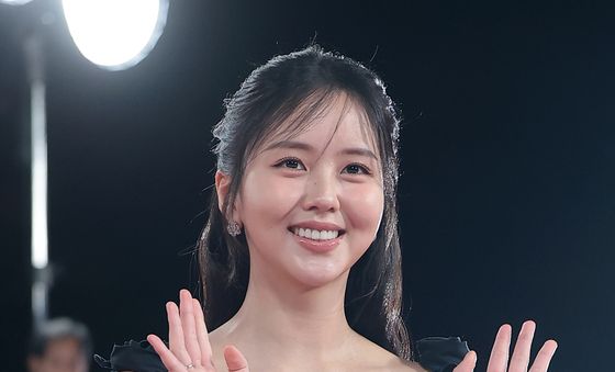 김소현, 시상하러 왔어요