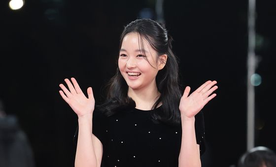 최유리, 샹기발랄 미소