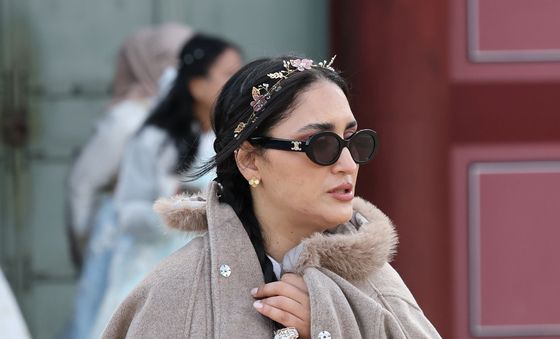 밤부터 한파 특보, 찬 바람 부는 경복궁