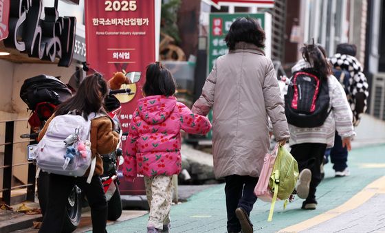 학교 비정규직 총파업 돌입…급식·돌봄·특수교육 차질 불가피