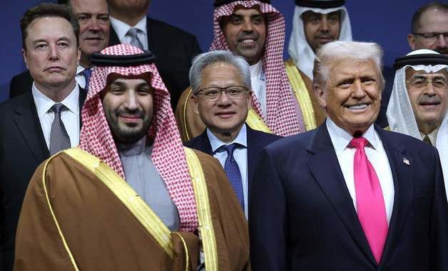 트럼프 대통령 만난 젠슨 황 CEO