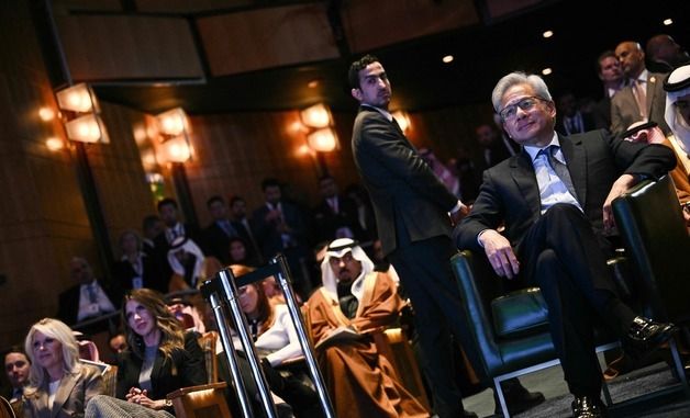 미국-사우디 투자 포럼 참석한 젠슨 황 엔비디아 CEO