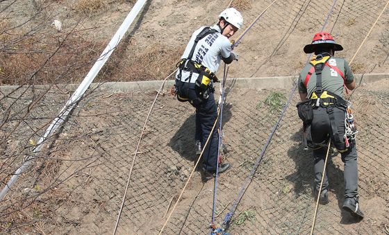 중앙119구조본부 모인 '로프구조' 전문가들