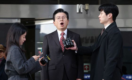 심경 밝히는 황교안