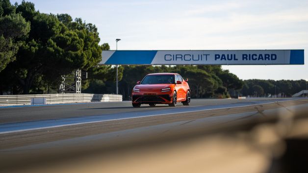 제네시스, 'gv60 마그마' 최초 공개