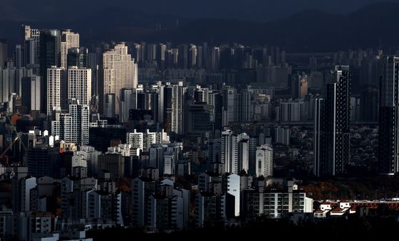 그림자 드리운 주담대 가계대출