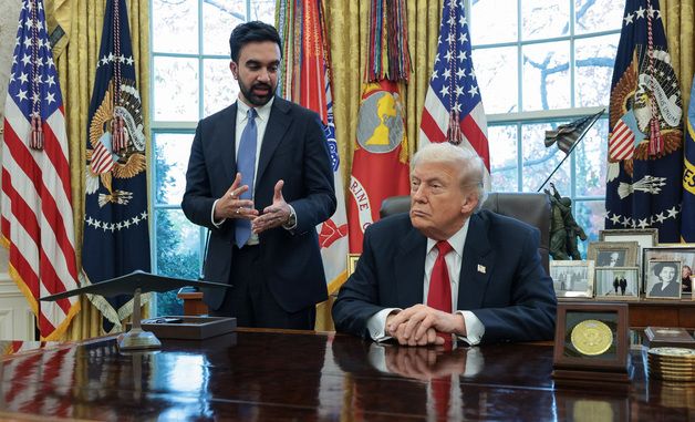 [포토]백악관서 만난 트럼프와 맘다니