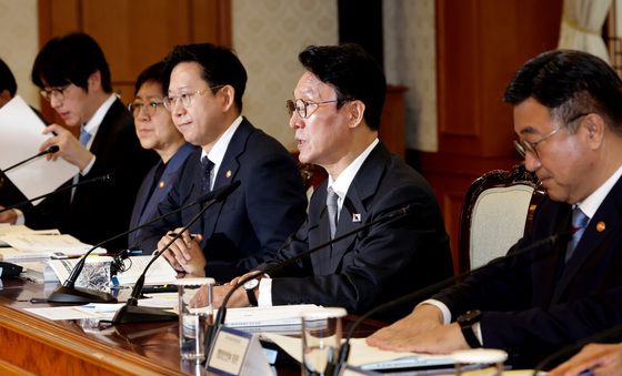 모두발언하는 김민석 총리