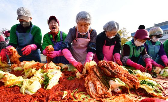 사랑으로 버무리는 김장