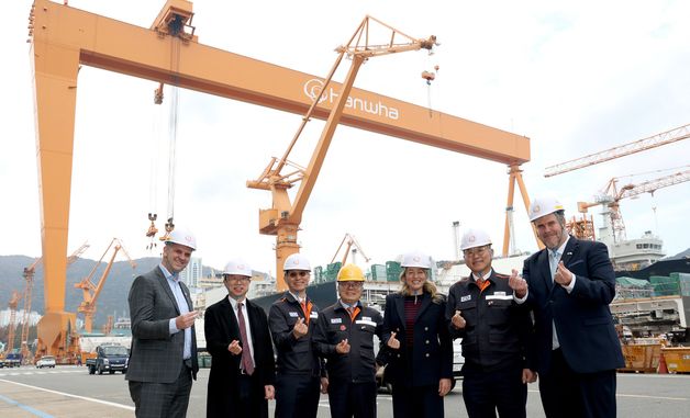 캐나다 산업부 장관, 한화오션 거제사업장 방문