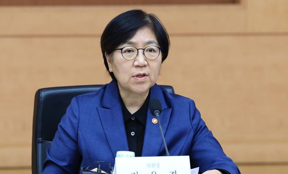 모두발언하는 정은경 장관