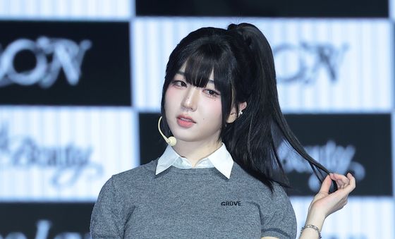 포즈취하는 미소녀즈 박소현