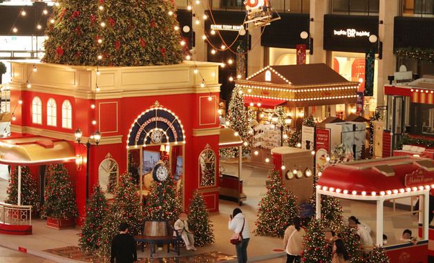 파라다이스시티, '꿈의 기차역' 테마 크리스마스마켓 개장
